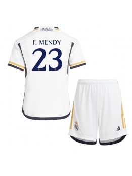 Otroški Nogometna dresi replika Real Madrid Ferland Mendy #23 Domači 2023-24 Kratek rokav (+ hlače)
